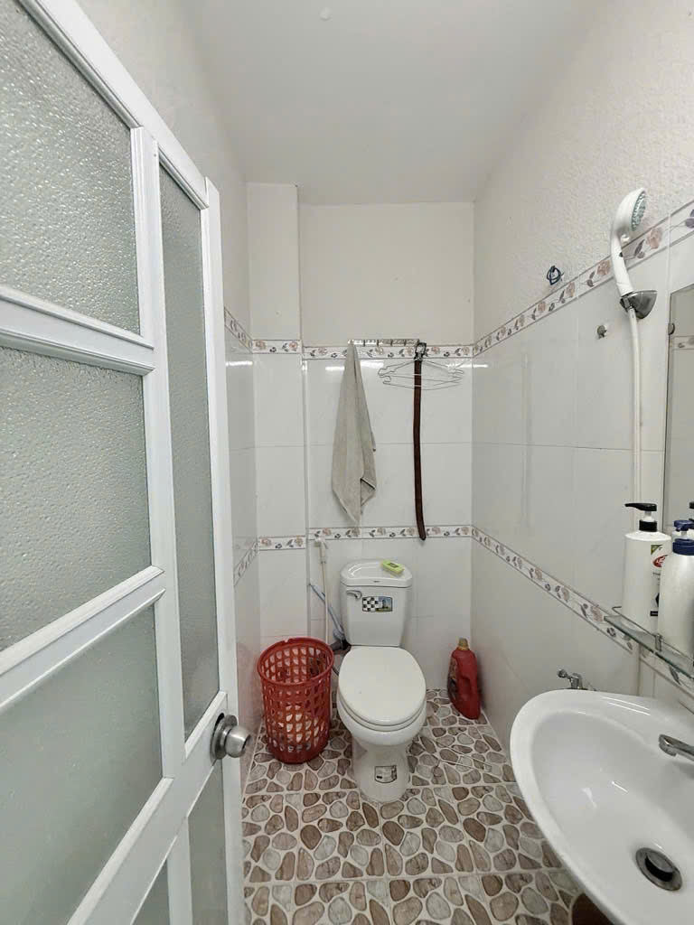 Bán nhà Ngay Khu Phố Ẩm Thực - PHAN XÍCH LONG PHÚ NHUẬN – 34m² – 5 Tầng –  Chỉ 6.45 Tỷ