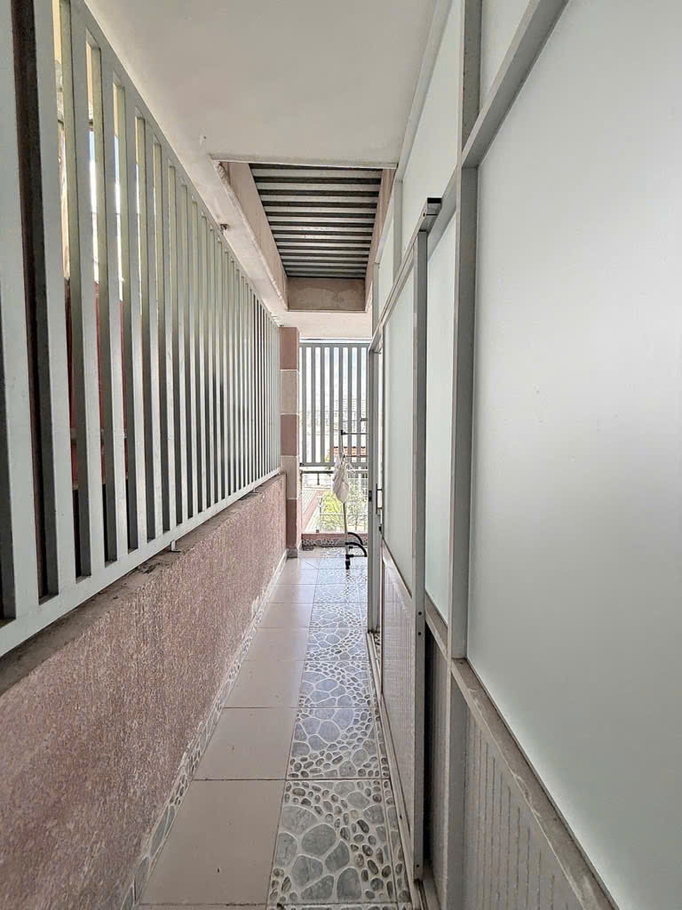 Bán nhà Ngay Khu Phố Ẩm Thực - PHAN XÍCH LONG PHÚ NHUẬN – 34m² – 5 Tầng –  Chỉ 6.45 Tỷ