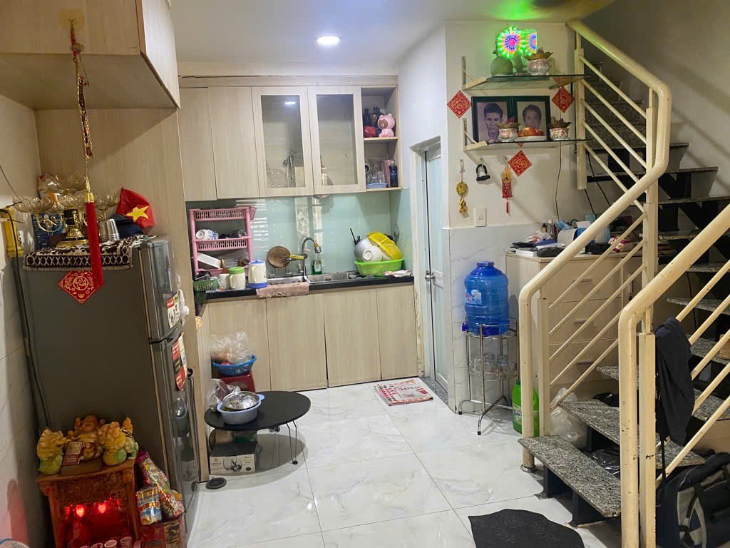 Bán nhà SÁT MẶT TIỀN - Gần Khu Phan Xích Long Phú Nhuận – 25m² – 3 Tầng – Chỉ 5.3 Tỷ