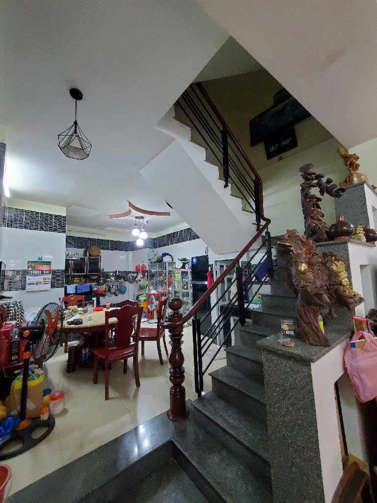 Bán nhà CĂN GÓC – Gần Huỳnh Văn Bánh Phú Nhuận – 74.3m² – 4 tầng – 9.2 Tỷ