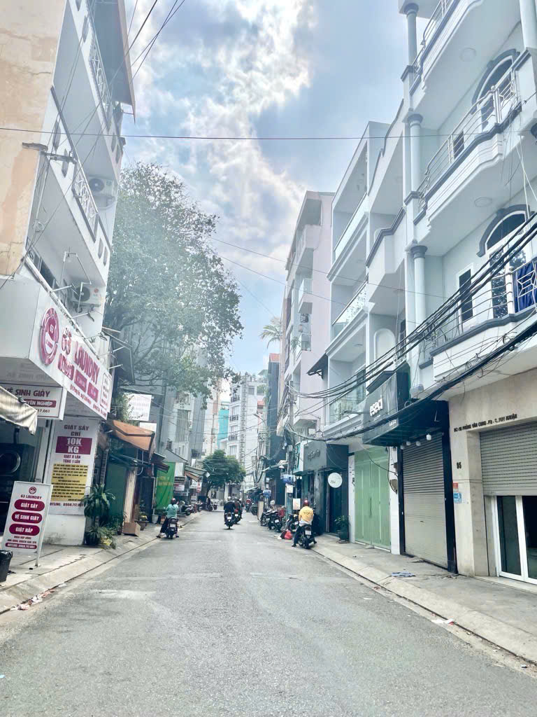  Bán nhà SÁT MẶT TIỀN – Khu Ẩm Thực Phan Xích Long Phú Nhuận – 64m² – 2 tầng –  7.6 Tỷ