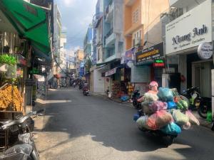 Bán nhà MẶT TIỀN SIÊU RẺ – Gần Phan Xích Long Phú Nhuận – 12m² CN – 4 tầng –  5.8 TỶ