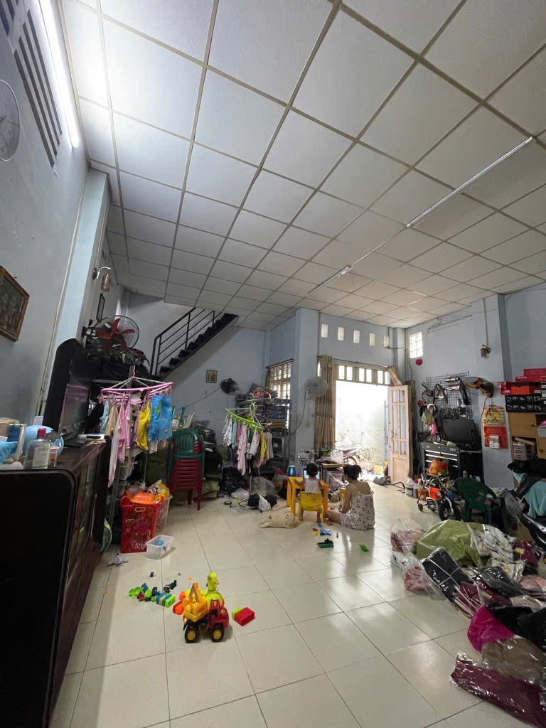 Bán nhà SÁT MẶT TIỀN – Nguyễn Thị Huỳnh P8 Phú Nhuận – 102m² – 3 Tầng – Chỉ 9.x Tỷ