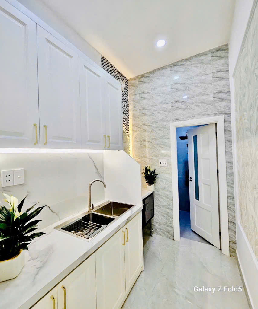 Bán nhà Sát Mặt Tiền – Hoàng Văn Thụ Phú Nhuận – 27.5m² – 3 tầng – 5.x Tỷ