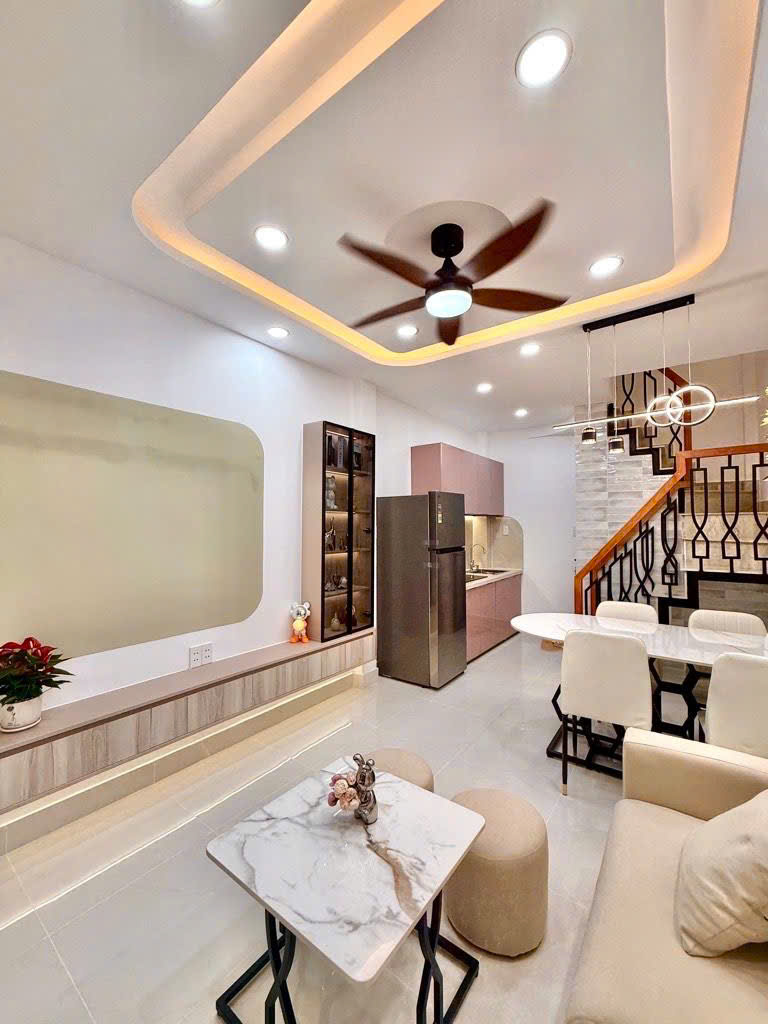 Nhà Mới 100% - Nguyễn Thượng Hiền Bình Thạnh - CN 15m2 - 3 Tầng - 2PN 3WC - Nhỉnh 4 Tỷ