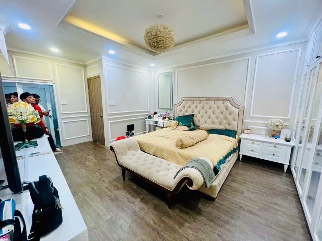 Siêu Phẩm Căn Góc - Trần Quang Diệu Quận 3 - 38m² - 3 Tầng - Chỉ Nhỉnh 8 Tỏi