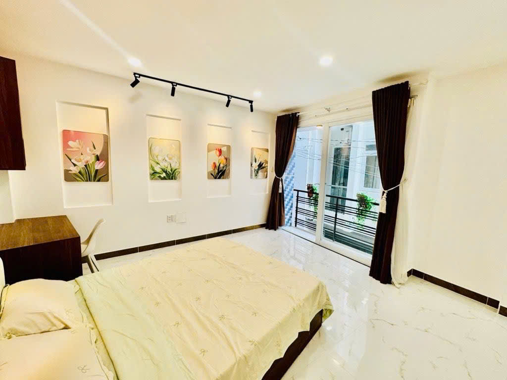 Siêu Phẩm - Bùi Văn Thêm Phú Nhuận - 111m² Sàn - 4 Tầng 3PN - Giá Nhỉnh 7 Tỏi