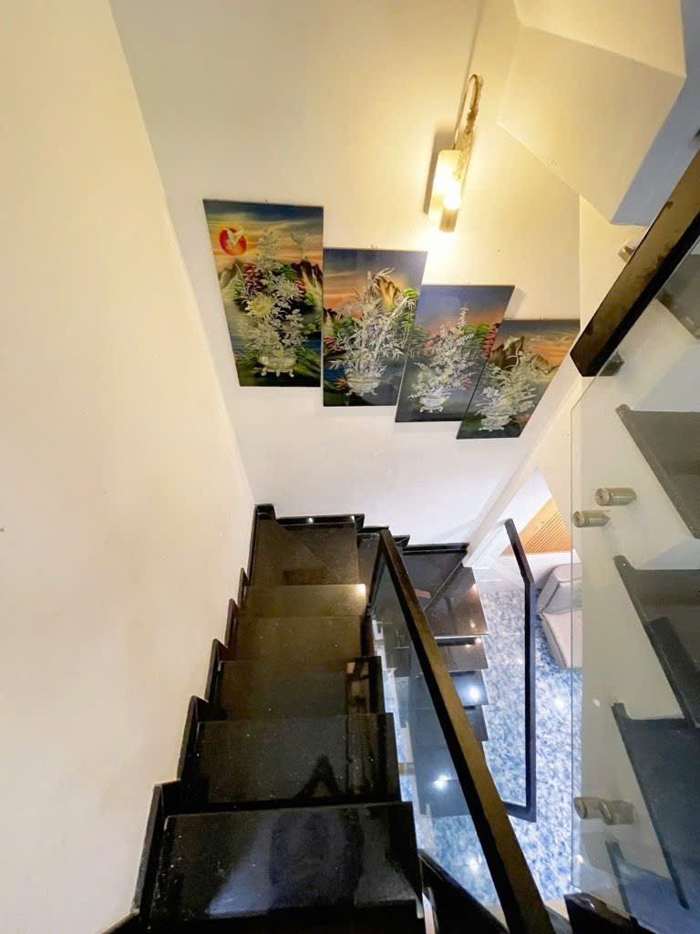 Gần Mặt Tiền - Phan Văn Trị Bình Thạnh - 140m² Sàn - 4 Tầng - 5PN - Giá Nhỉnh 6 Tỏi