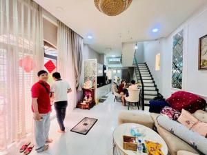 Siêu Phẩm Căn Góc - Trần Quang Diệu Quận 3 - 38m² - 3 Tầng - Chỉ Nhỉnh 8 Tỏi