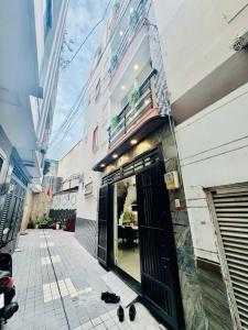 Siêu Phẩm - Bùi Văn Thêm Phú Nhuận - 111m² Sàn - 4 Tầng 3PN - Giá Nhỉnh 7 Tỏi