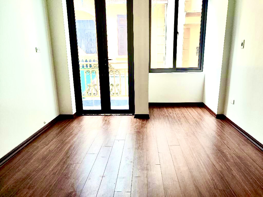 BÁN NHÀ GIÁP NHỊ - CÁCH Ô TÔ TRÁNH 10M TRUNG TÂM TIỆN ÍCH , GẦN TRƯỜNG , CHỢ             48m x 4 tầng - mt 4m - 10,68 tỷ               Lh 0862417628