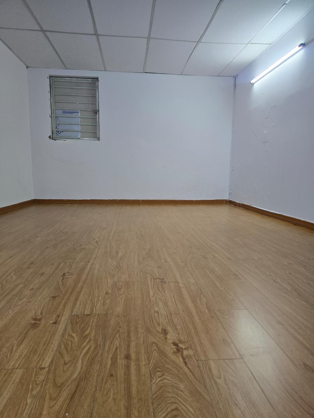 Bán nhà hẻm 6m Hoa Bằng Tân Phú, 60m2 2 tầng, 6PN tiện cho thuê trọ, CHDV, nhỉnh 7 tỷ TL