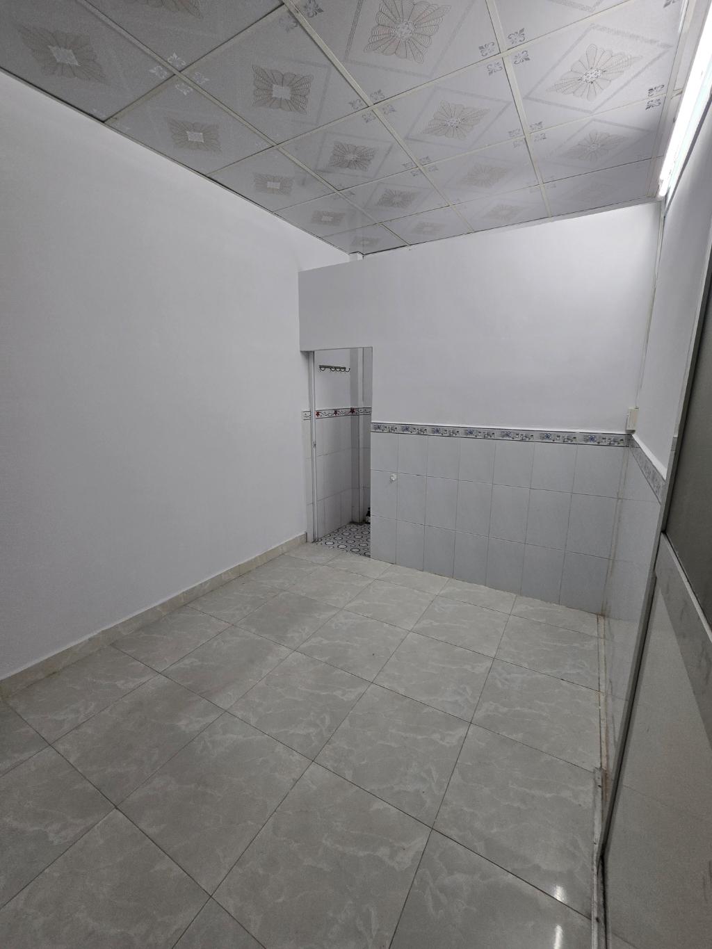 Bán nhà hẻm 6m Hoa Bằng Tân Phú, 60m2 2 tầng, 6PN tiện cho thuê trọ, CHDV, nhỉnh 7 tỷ TL