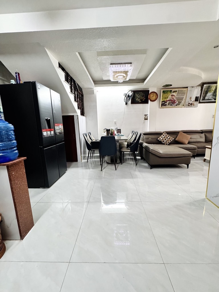 Nhà HXH gần mặt tiền Nguyễn Tư Giản, 72m2 ngang 6m, 5PN SHR hoàn công, chỉ nhỉnh 9 tỷ TL
