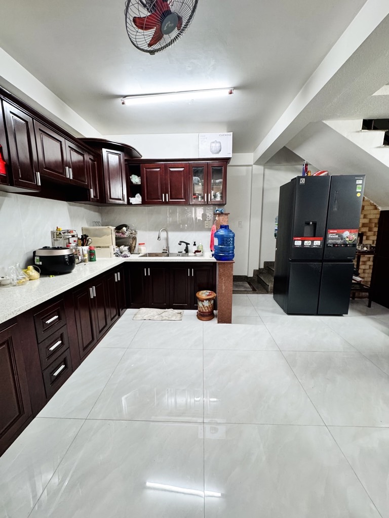 Nhà HXH gần mặt tiền Nguyễn Tư Giản, 72m2 ngang 6m, 5PN SHR hoàn công, chỉ nhỉnh 9 tỷ TL