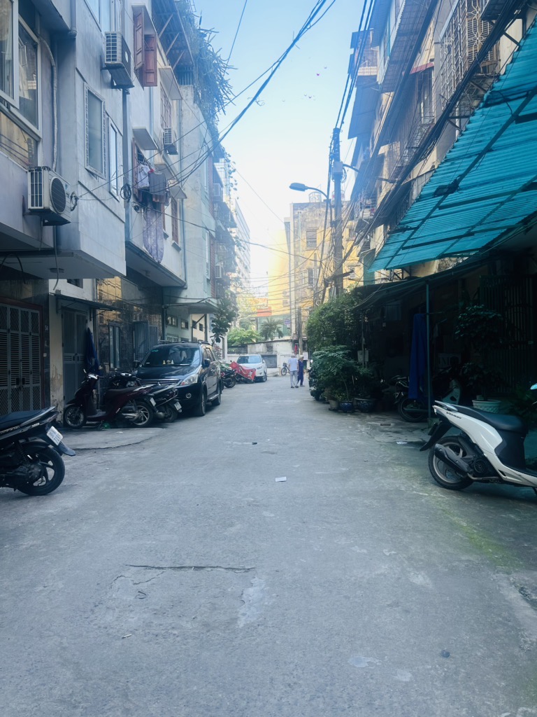 Bán căn nhà Trần Cung, Giá tốt- ở ngay, 33m², 4,6 tỷ
