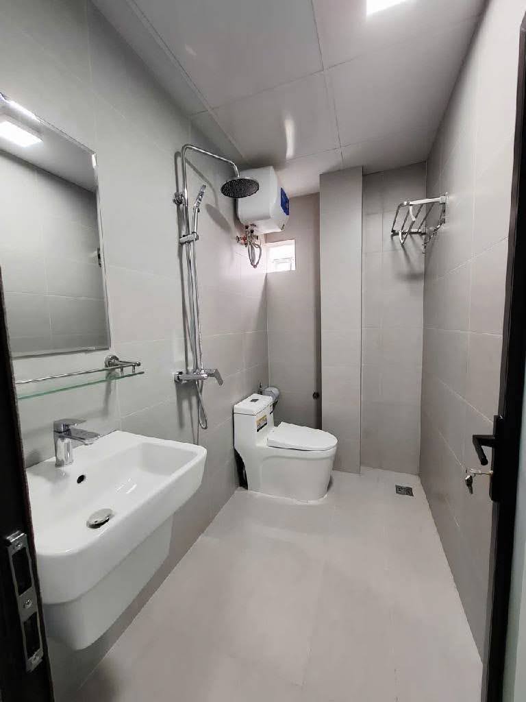 Ngay ĐH Công Nghiệp - Con Học Gần nhà - Chủ Sắm FULL nội thất - Mua về ở ngay ạ