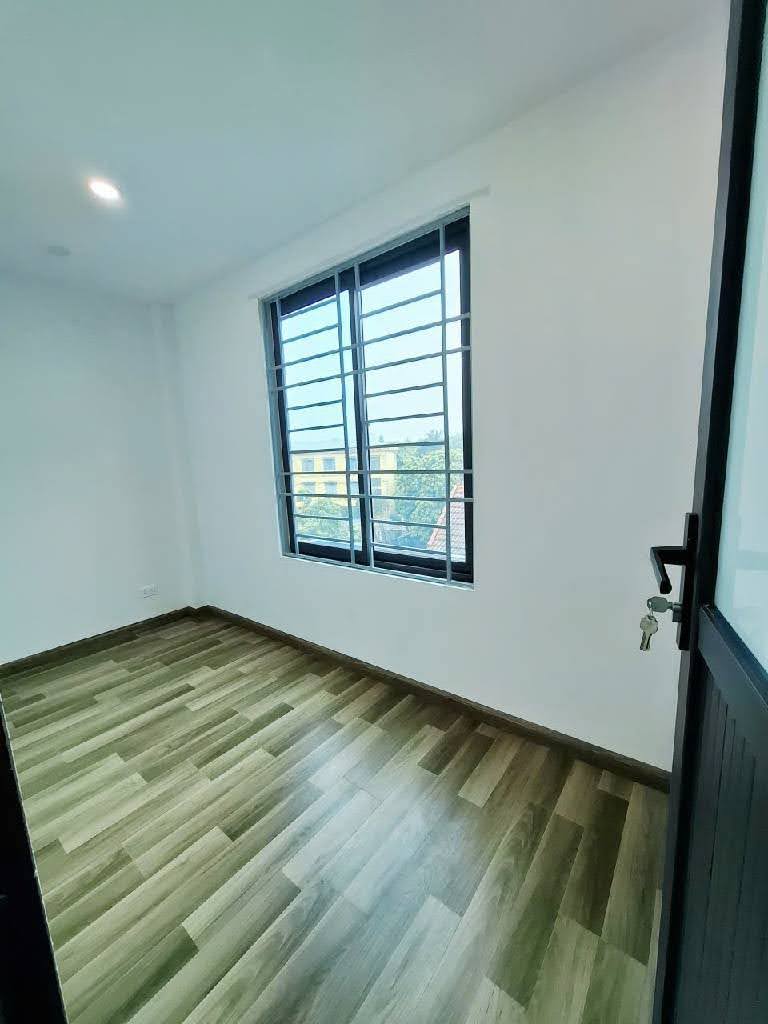 Ngay ĐH Công Nghiệp - Con Học Gần nhà - Chủ Sắm FULL nội thất - Mua về ở ngay ạ