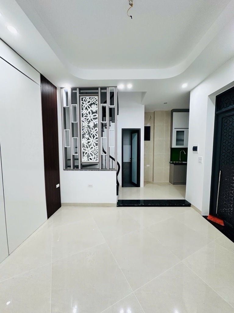 VỊ TRÍ SIÊU ĐẸP NGAY GẦN TRƯỜNG ĐẠI HỌC CÔNG NGHIỆP HÀ NỘI- OTO ĐỖ CỔNG