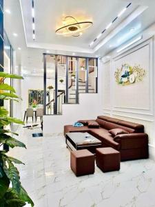 Nhà đẹp lung linh – Giá hợp lý – Sở hữu ngay trung tâm Cầu Giấy