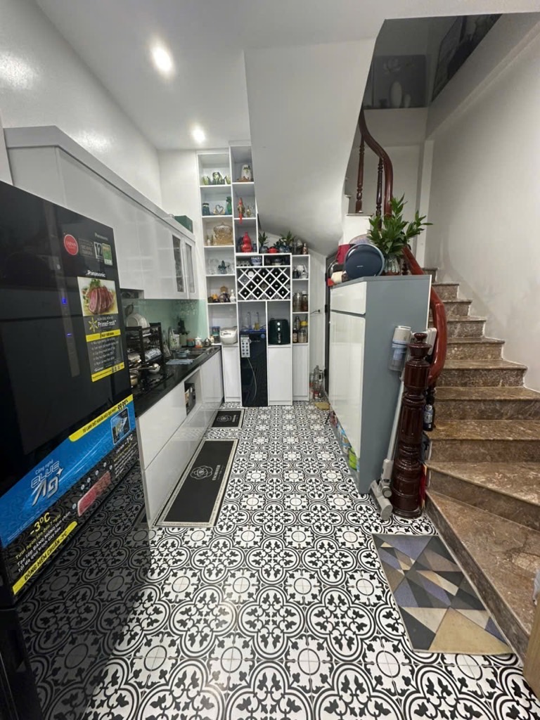 NHÀ MỚI gần PHỐ HỒ TÙNG MẬU 8.1 tỷ