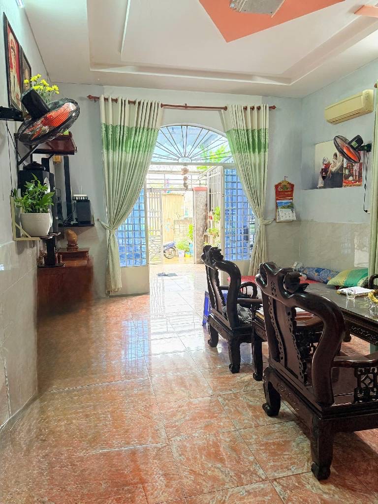 Bán nhà cấp 4 - Ngang lớn 4.9m- Sát mặt tiền đường số 8 - Giá nhỉnh 6ty