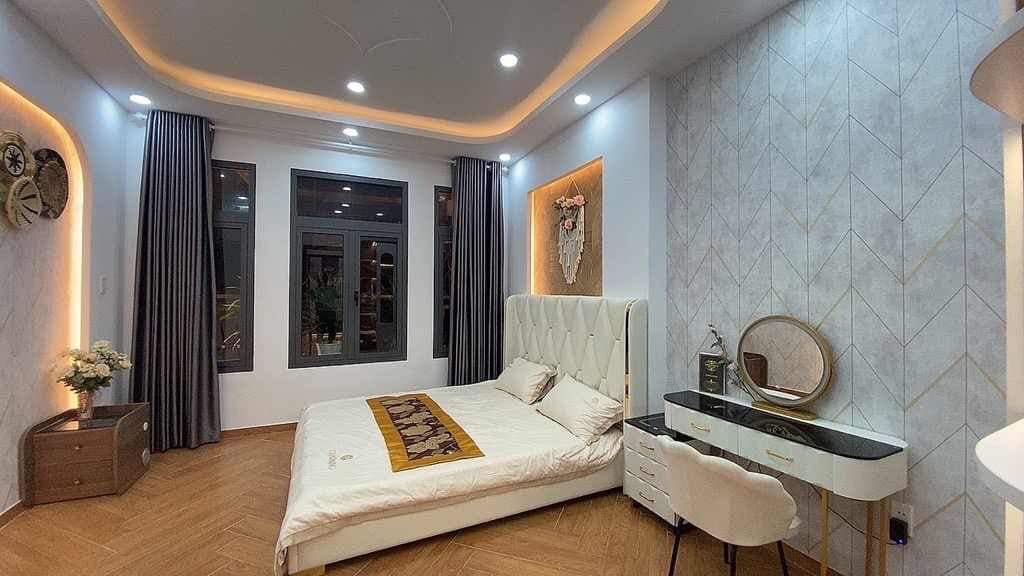 Bán nhà mới đẹp 4 tầng, 50m,Quang Trung, P10, GV, giá chỉ 6.x tỷ