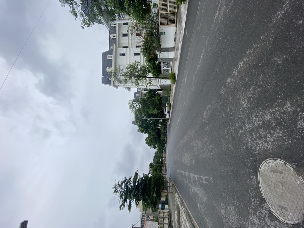 TẤC ĐẤT TẤC VÀNG, BÁN ĐẤT LÔ GÓC - Ô TÔ TRÁNH , GIÁ ĐẦU TƯ.