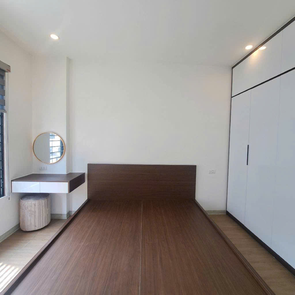 B.ÁN NHÀ LONG BIÊN - VIEW THOÁNG - NGÕ NÔNG - CHỦ SẮM SỬA FULL NỘI THẤT - THẨM MỸ