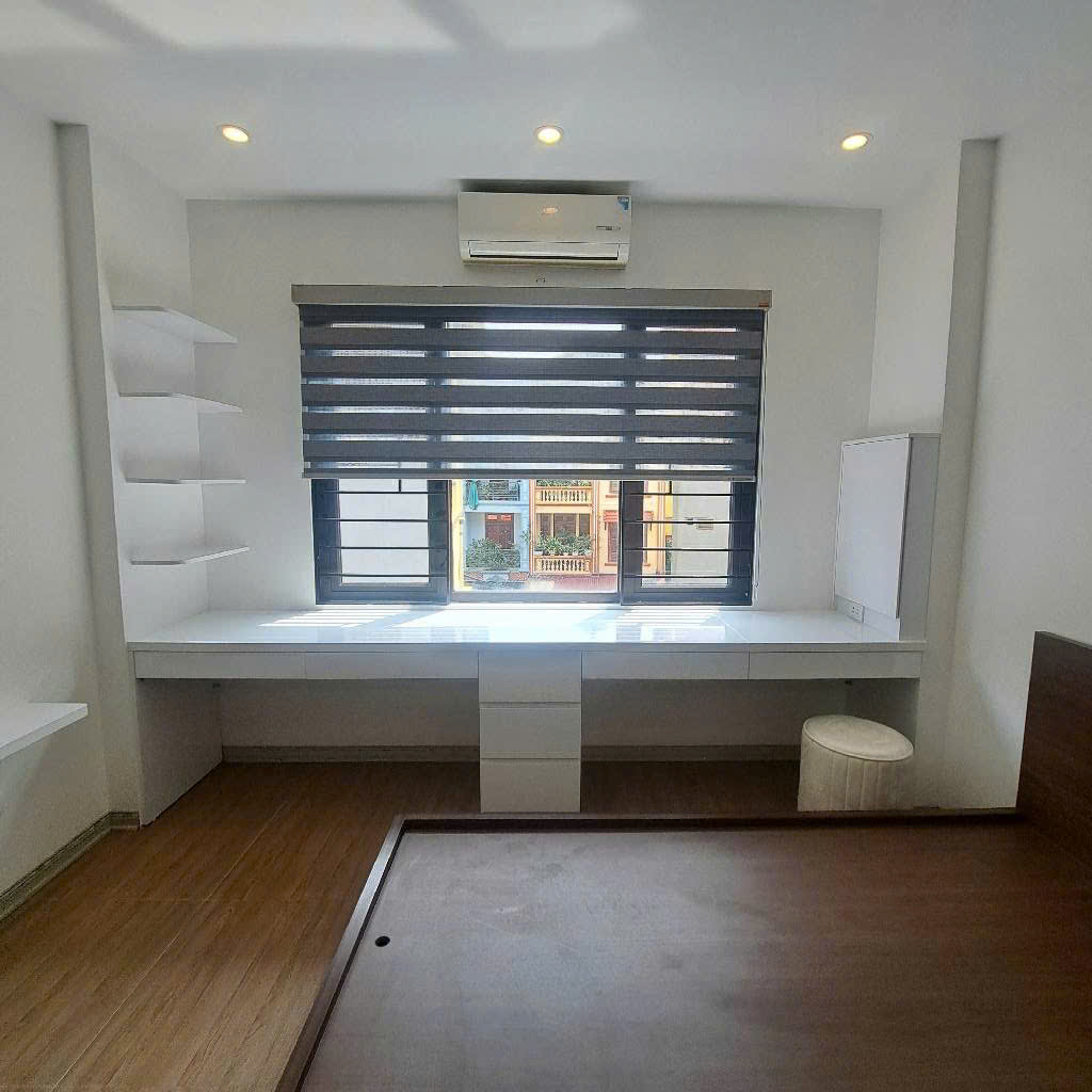 B.ÁN NHÀ LONG BIÊN - VIEW THOÁNG - NGÕ NÔNG - CHỦ SẮM SỬA FULL NỘI THẤT - THẨM MỸ