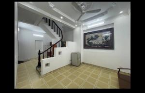 Nhà dân xây, ngõ nông rộng, gần đường quy hoạch đang mở, sửa CHDV hái ra tiền