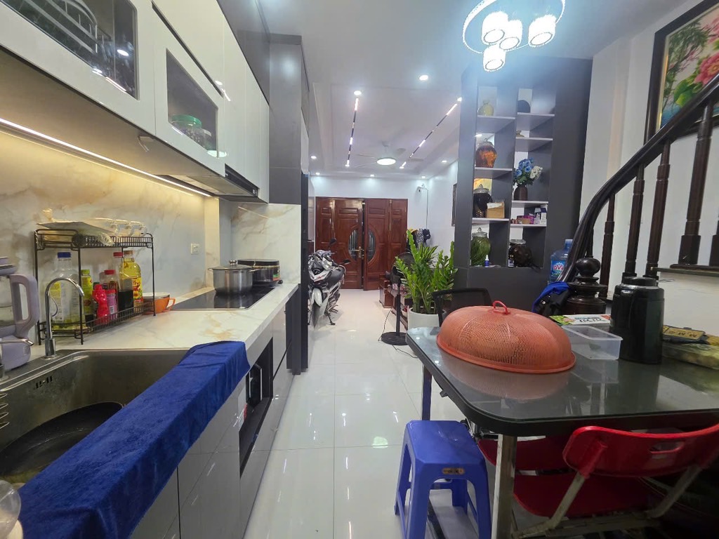 PHÚ LƯƠNG HÀ ĐÔNG - 35m2 - 5 tầng - 6,2tỷ - 15m bãi đỗ xe ô tô - LÔ GÓC