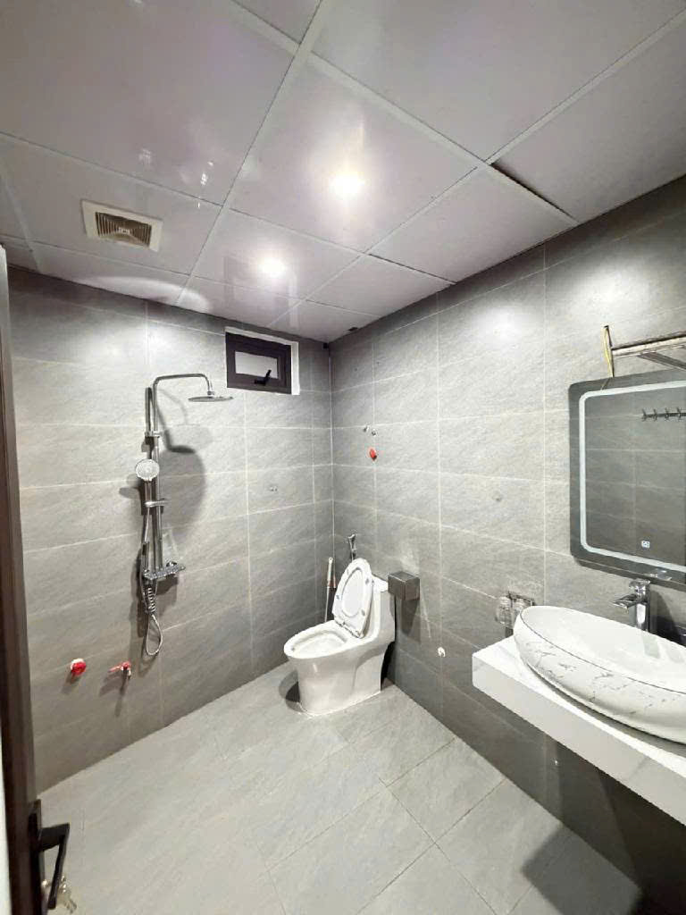 Bán nhà Xuân Đỉnh 38m², ô tô đỗ cửa, giá 9,5 tỷ