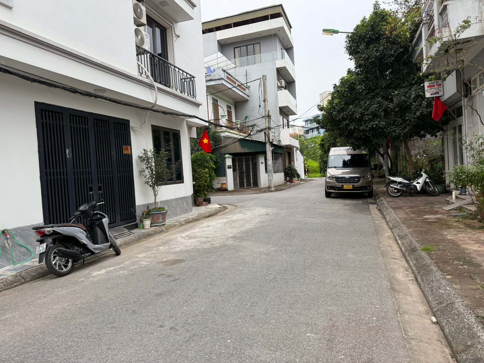 Bán nhà gia lâm 70m2 ôtô đỗ cửa chỉ 6 tỷ