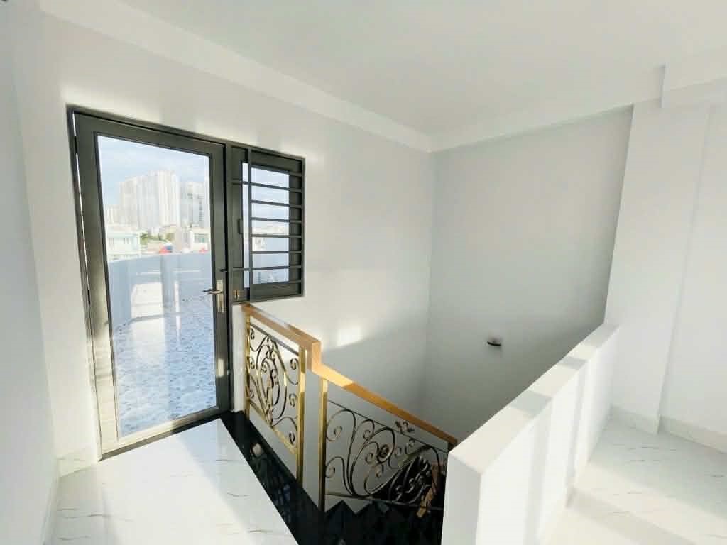 Bán nhà hẻm đường Bông Sao quận 8