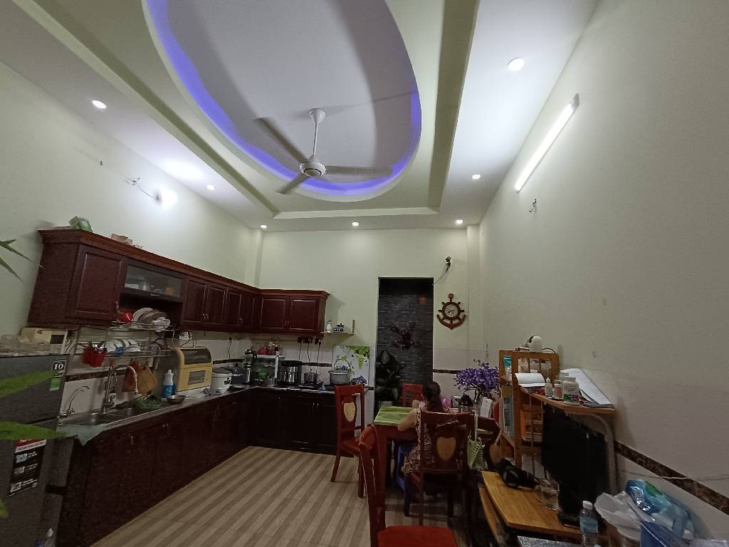 NHÀ MẶT TIỀN ĐƯỜNG KINH DOANH  GẦN LÊ VĂN QUỚI BÌNH TÂN  90M2 CHỈ  9TY X