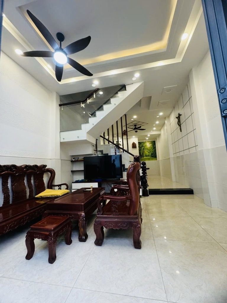NHÀ MẶT TIỀN ĐƯỜNG PHƯỜNG BÌNH TRỊ ĐÔNG BÌNH TÂN 56M2 CHỈ 8TYXX