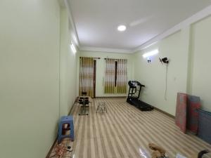 NHÀ MẶT TIỀN ĐƯỜNG KINH DOANH  GẦN LÊ VĂN QUỚI BÌNH TÂN  90M2 CHỈ  9TY X