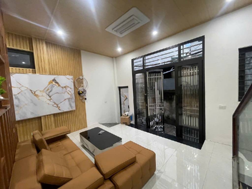 BÁN NHÀ ĐẸP GẤP