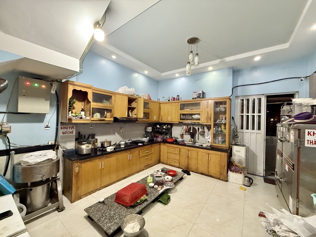 Nhà đẹp 3 tầng DT 63.4m2  Phú Hưng thịnh ql1k nối phạm văn đồng giá đẹp 5.5ty