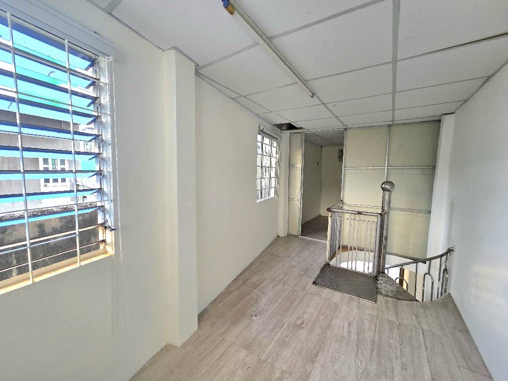 Nhà bán mặt tiền tô Ngọc Vân thủ Đức - DT40m2 - giá 5,5ty