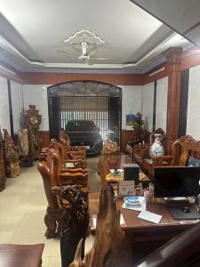 Nhà bán gần trung tâm dĩ an 3 tầng 90m2 (5x18) đường 8m giá 6.3ty.