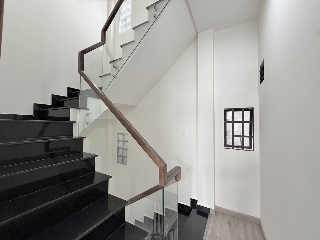 Nhà HXH Bàu Cát, Tân Bình giá siêu rẻ, chỉ 8,5 tỷ TL