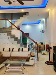 Bán nhà mặt tiền HXT Lê Hoàng Phái, Gò Vấp, 200 m2, chỉ 12 tỷ TL