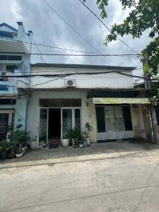 Giá 10 tỷ 800 triệu bớt Lộc Nhà 96 m2 Vị Trí Rất Đẹp. Ngay Mặt Tiền Chợ Bảo Ngọc Tú F15 TB Buôn Bán