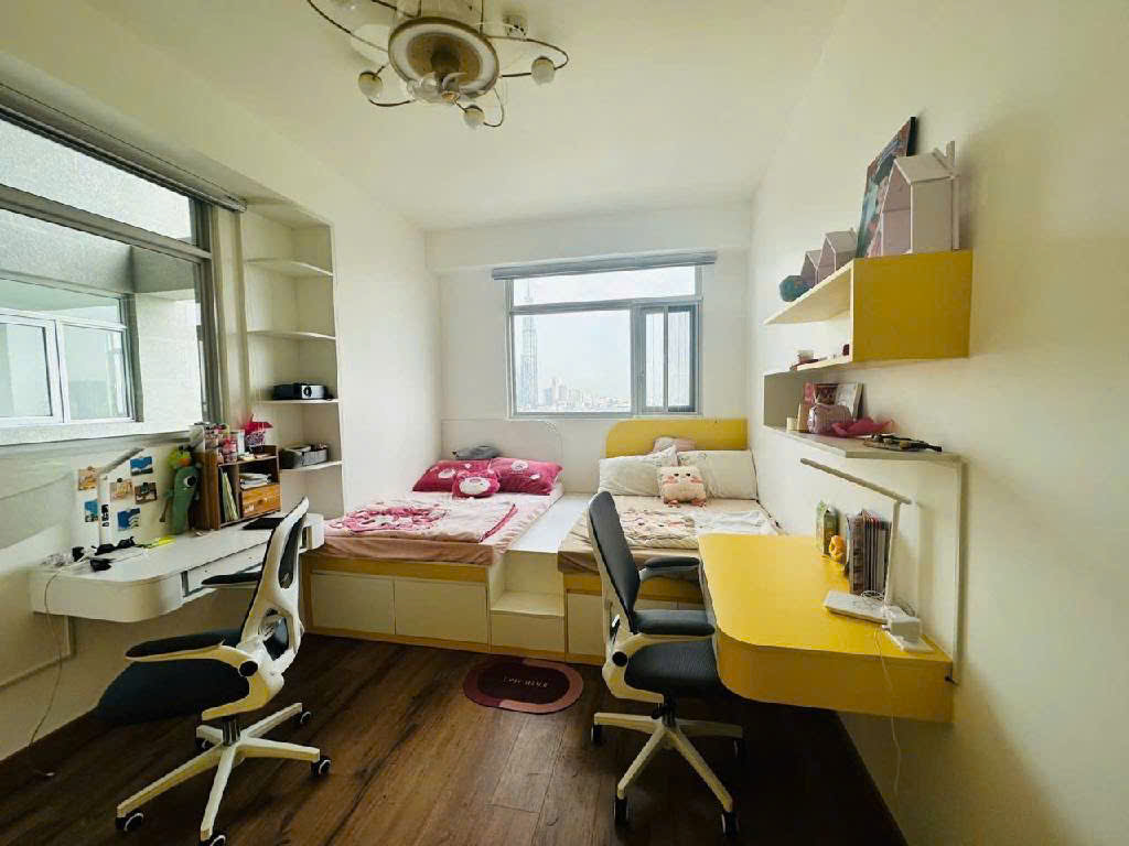 Căn hộ cao cấp paris hoàng kim, trung tâm Q2 , 
72m2 (8x9) 2 PN chỉ 6,5 tỷ