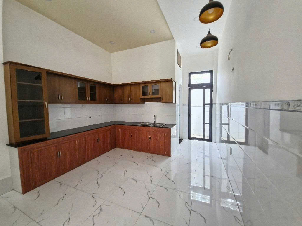 BÁN NHÀ ĐƯỜNG SỐ 8, LONG PHƯỚC QUẬN 9, 64M2, GIÁ 4,5 TỶ