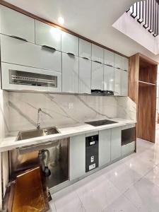 Nhà đẹp Long Biên FULL nội thất nhập khẩu Châu Âu.