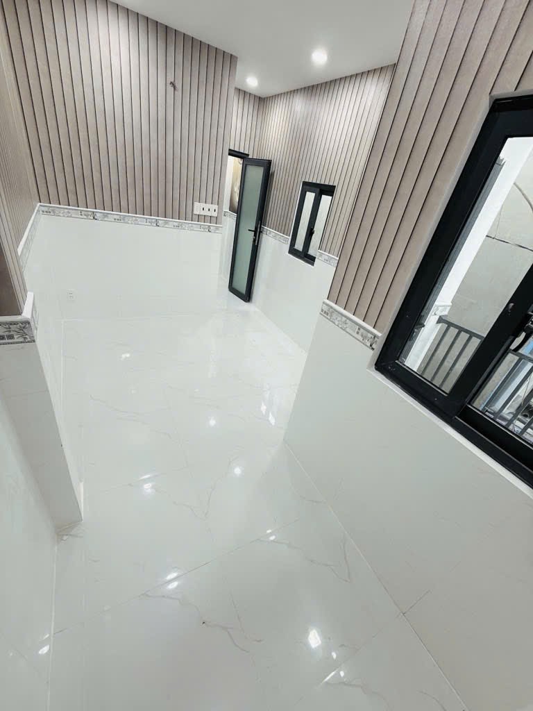 bán nhà tại đường Đoàn Văn Bơ, quận 4, TP Hồ Chí Minh.