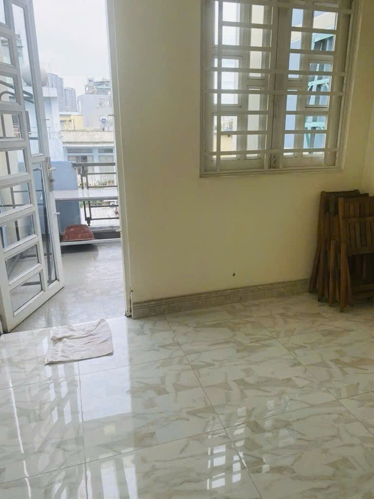 chính chủ cần bán căn nhà mặt tiền khủng. dòng tiền rất ổn định. dt 68.5m² giá 6 tỷ.
